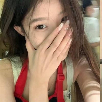 黄昏时分、牵着手
